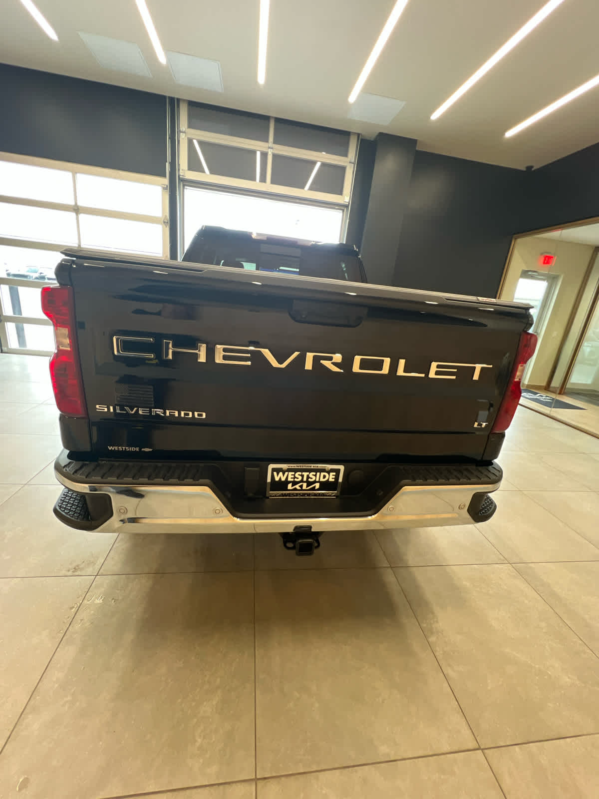 2024 Chevrolet Silverado 1500 2WD Crew Cab 147 LT