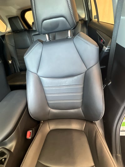 2024 Toyota RAV4 XLE Premium FWD