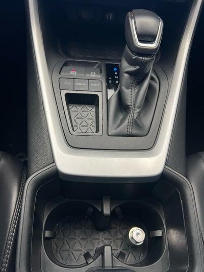 2024 Toyota RAV4 XLE Premium FWD