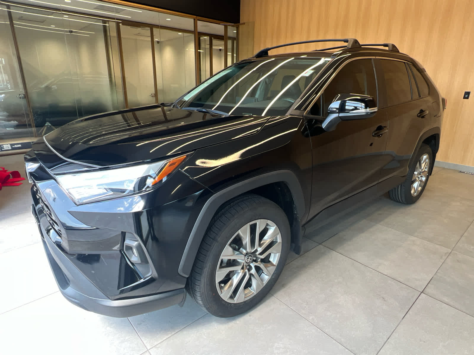 2024 Toyota RAV4 XLE Premium FWD