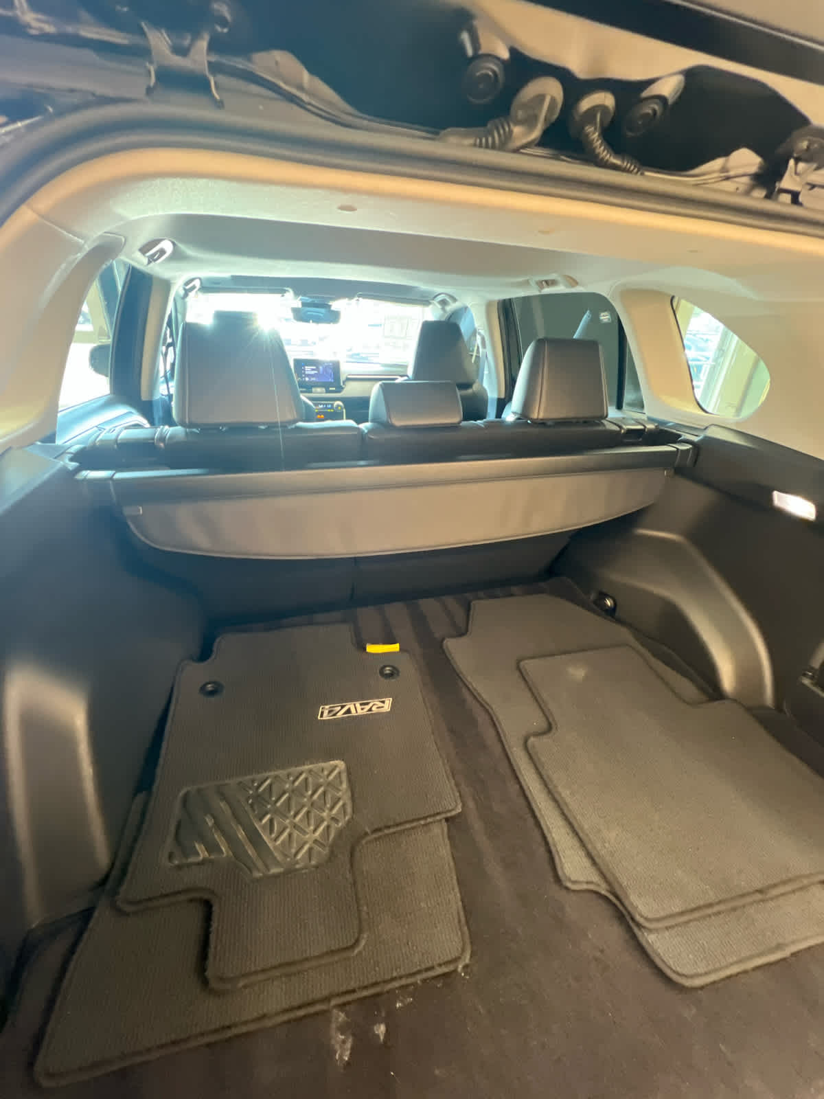 2024 Toyota RAV4 XLE Premium FWD