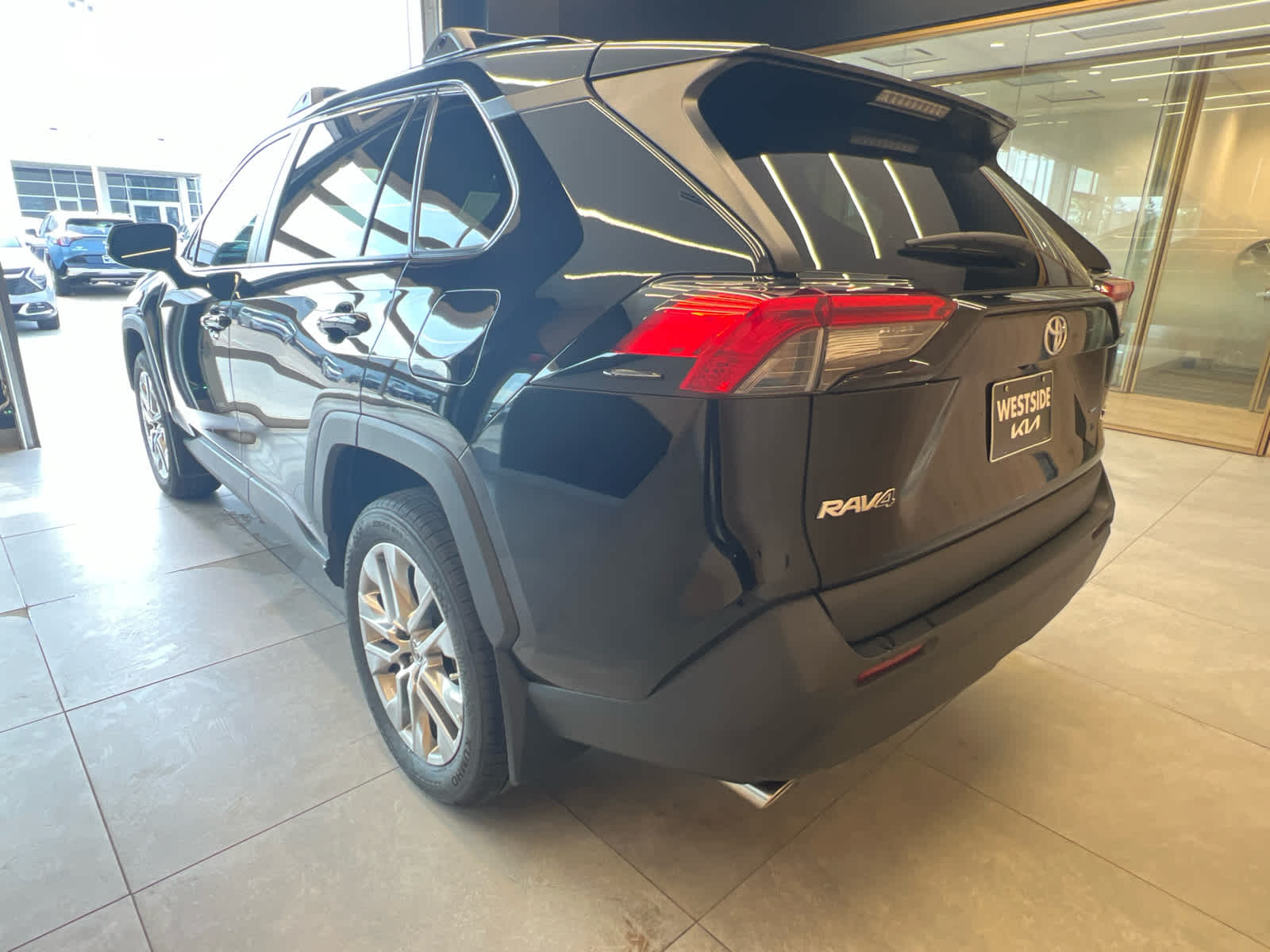 2024 Toyota RAV4 XLE Premium FWD