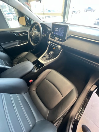 2024 Toyota RAV4 XLE Premium FWD