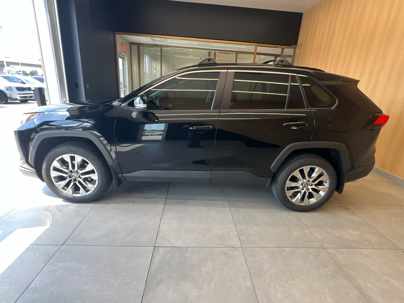 2024 Toyota RAV4 XLE Premium FWD