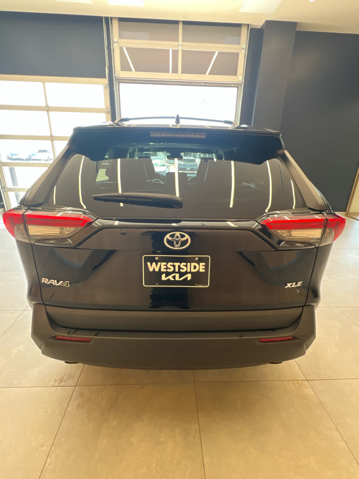 2024 Toyota RAV4 XLE Premium FWD