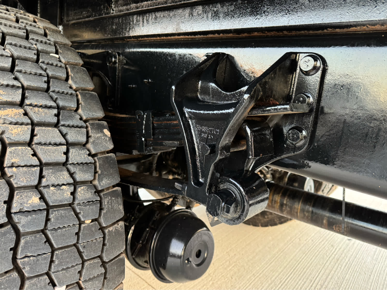 2015 Ford Super Duty F-750 Straight Frame Reg Cab XLT