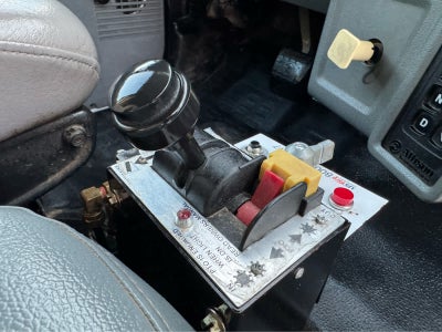 2015 Ford Super Duty F-750 Straight Frame Reg Cab XLT