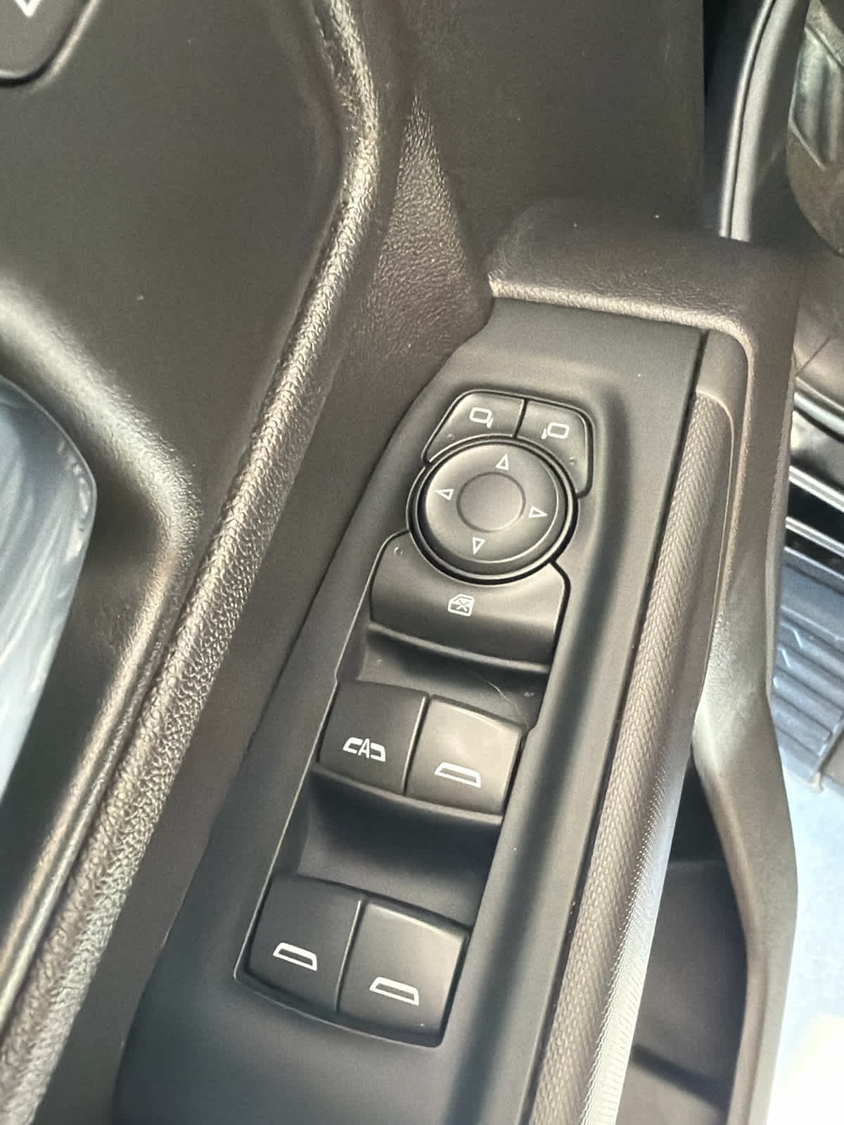 2022 Chevrolet Silverado 1500 2WD Crew Cab 147 Custom