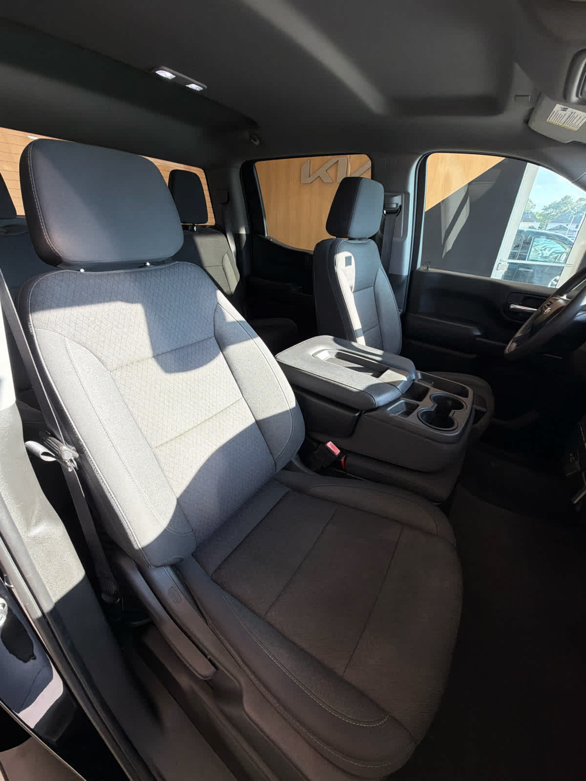 2022 Chevrolet Silverado 1500 2WD Crew Cab 147 Custom