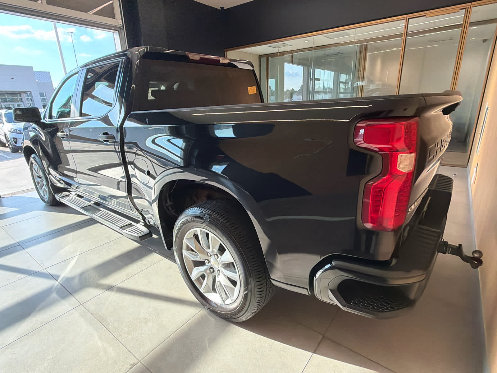 2022 Chevrolet Silverado 1500 2WD Crew Cab 147 Custom