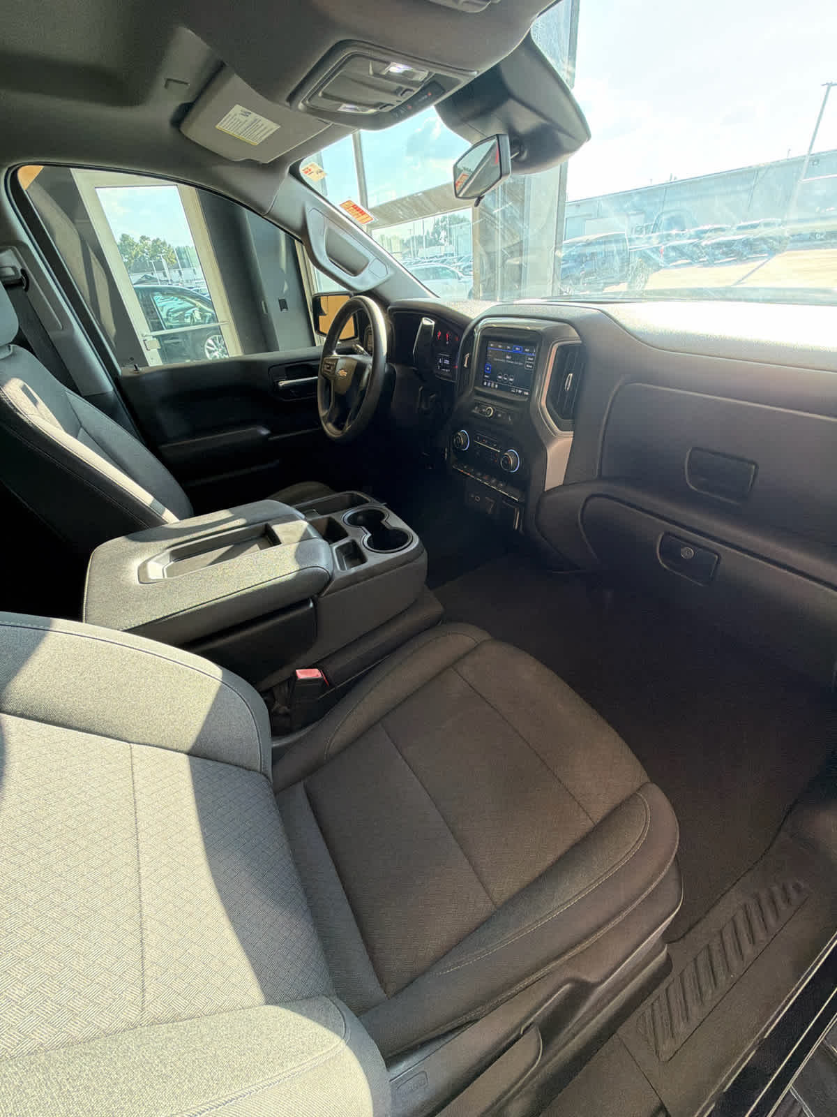 2022 Chevrolet Silverado 1500 2WD Crew Cab 147 Custom