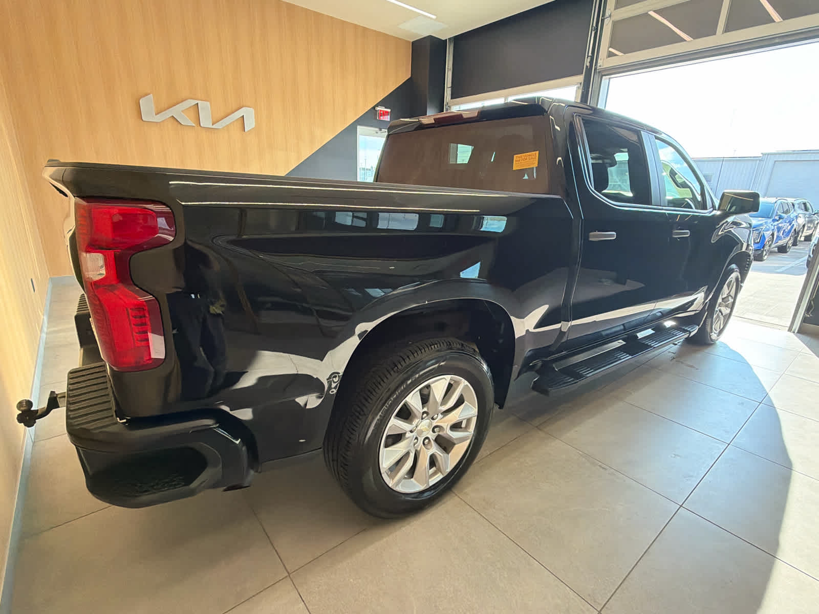 2022 Chevrolet Silverado 1500 2WD Crew Cab 147 Custom