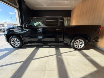 2022 Chevrolet Silverado 1500 2WD Crew Cab 147 Custom