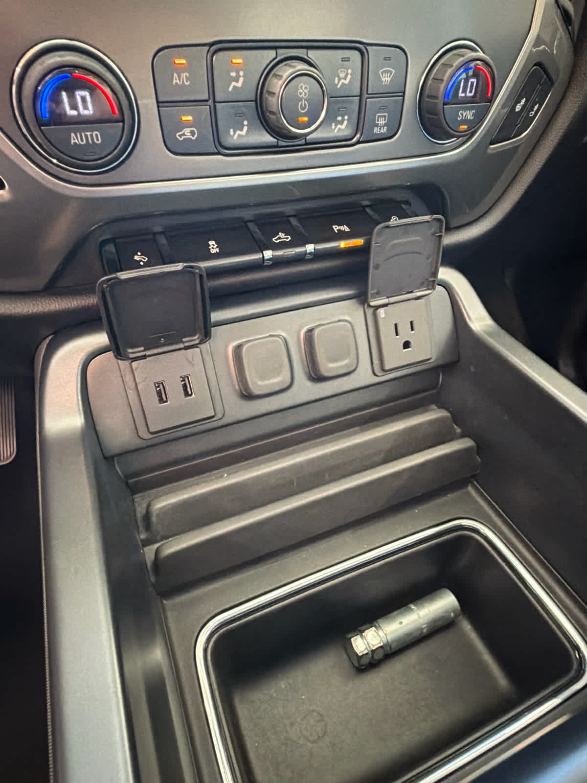 2018 Chevrolet Silverado 1500 4WD Crew Cab 143.5 LT w/2LT