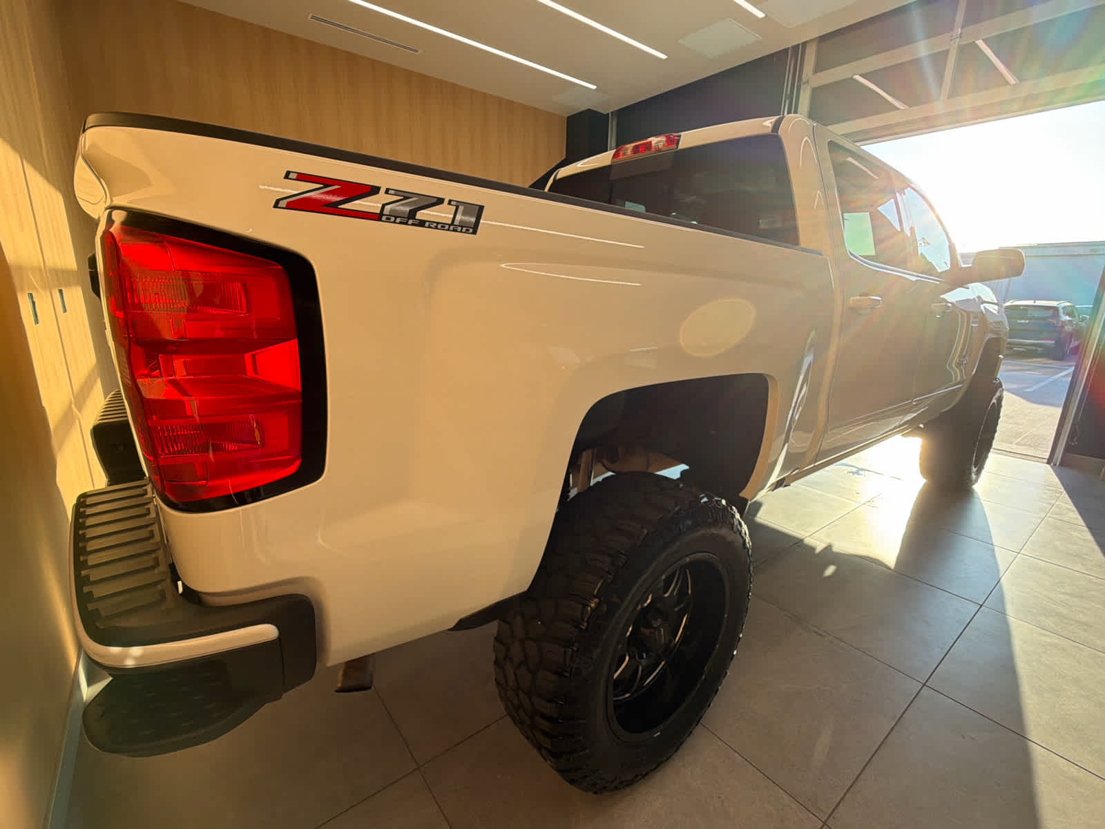 2018 Chevrolet Silverado 1500 4WD Crew Cab 143.5 LT w/2LT