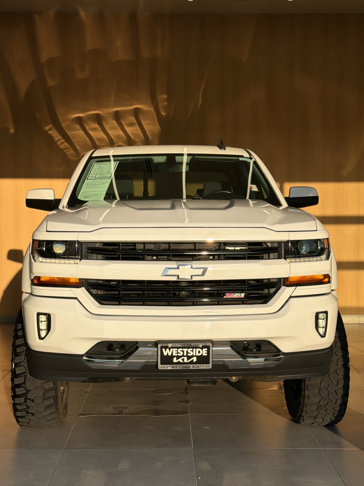 2018 Chevrolet Silverado 1500 4WD Crew Cab 143.5 LT w/2LT
