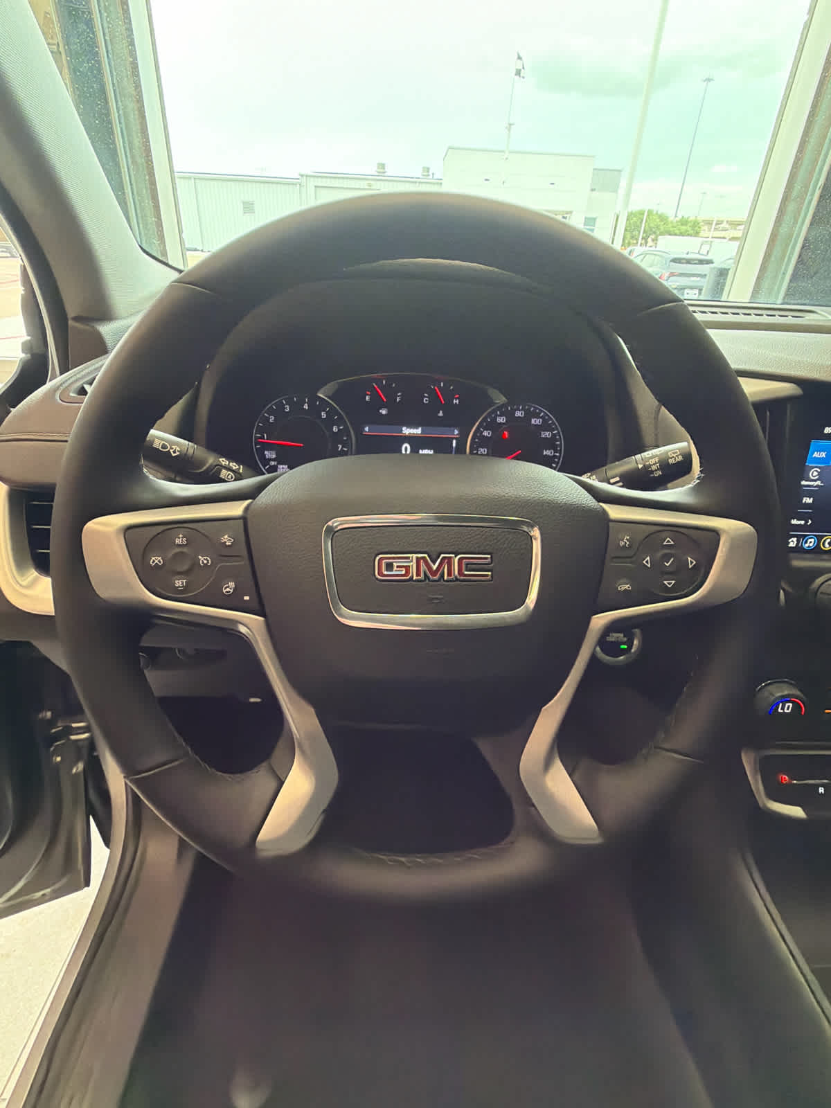 2024 GMC Terrain FWD 4dr SLT