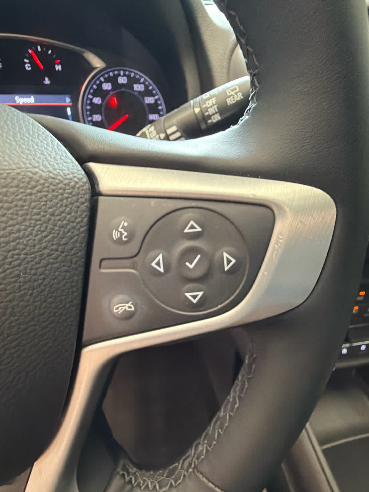 2024 GMC Terrain FWD 4dr SLT