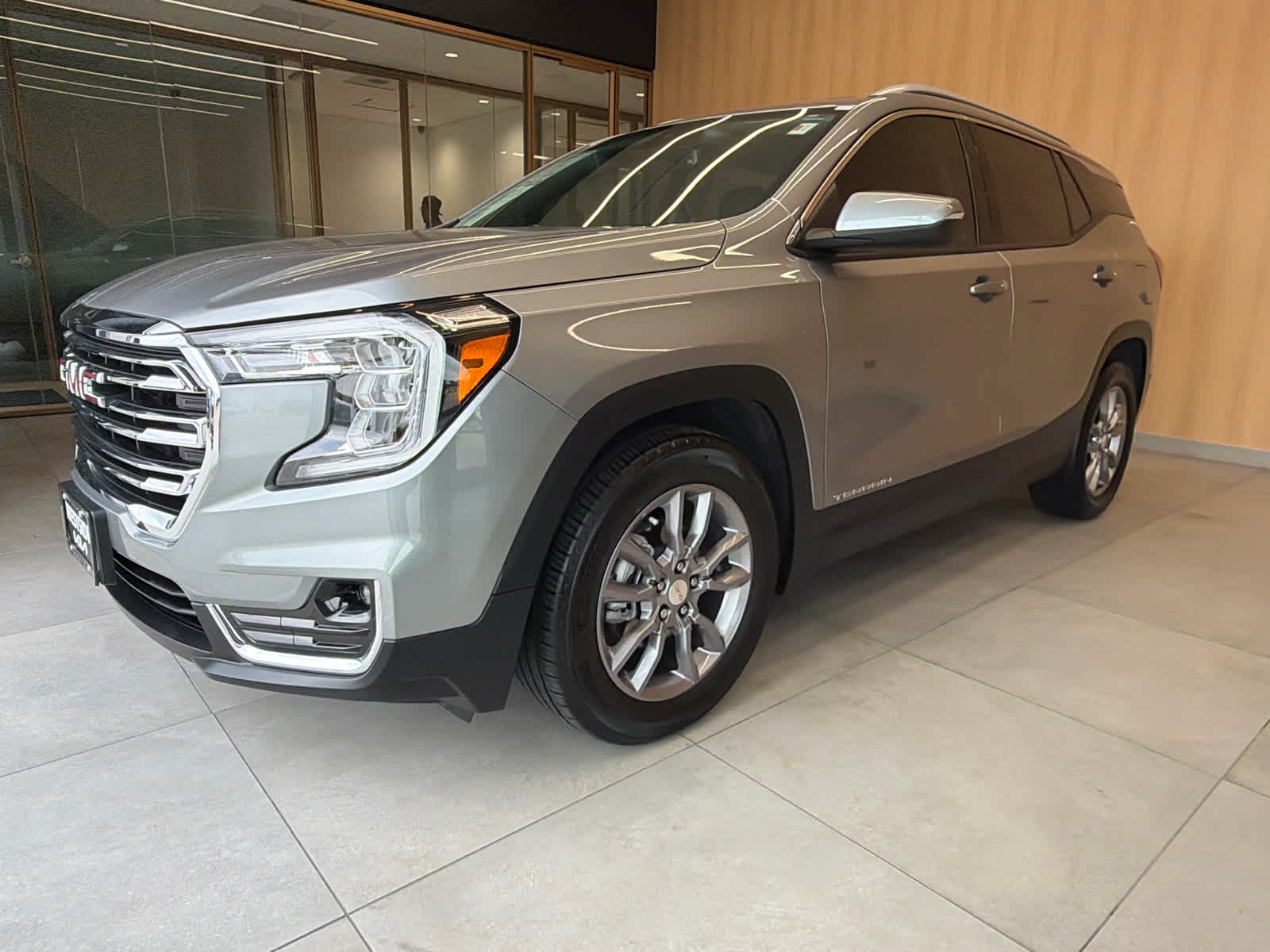 2024 GMC Terrain FWD 4dr SLT
