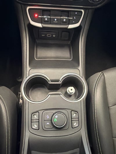 2024 GMC Terrain FWD 4dr SLT