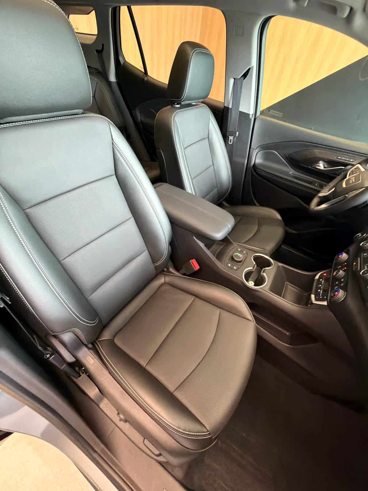 2024 GMC Terrain FWD 4dr SLT