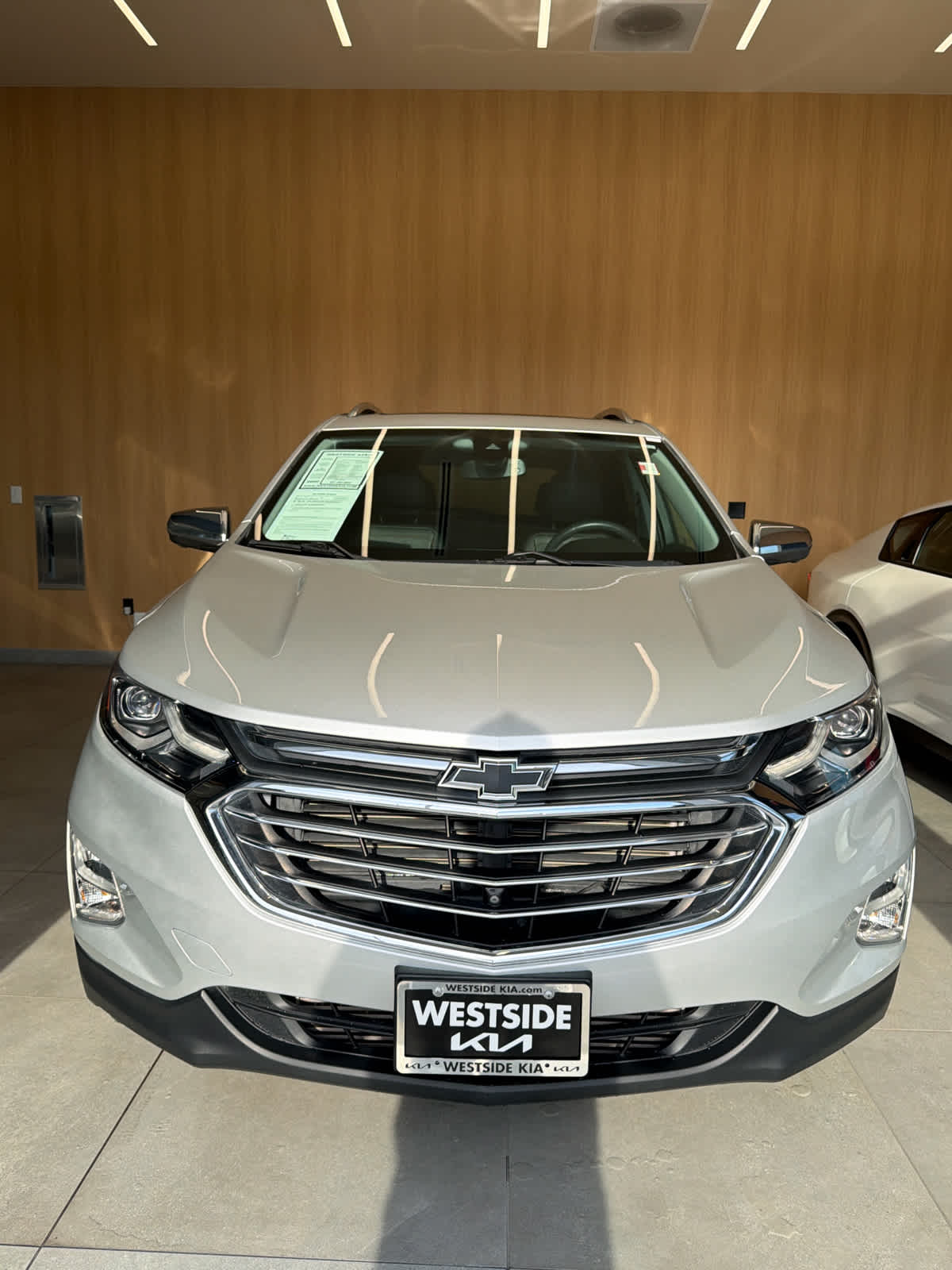 2021 Chevrolet Equinox FWD 4dr Premier