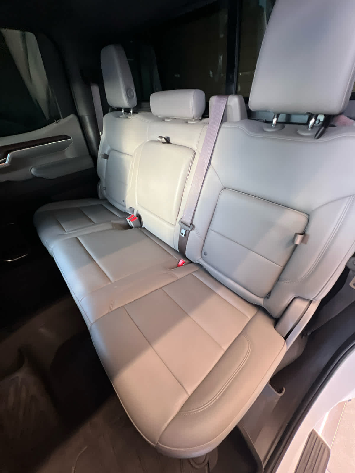 2023 GMC Sierra 1500 4WD Crew Cab 147 SLT