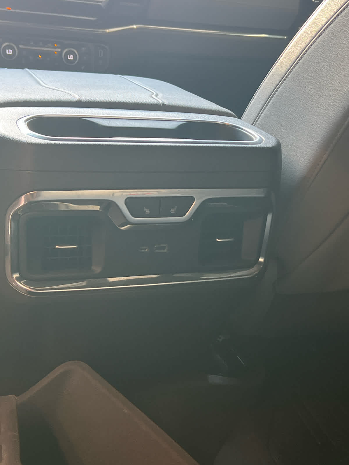 2023 GMC Sierra 1500 4WD Crew Cab 147 SLT