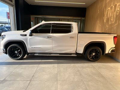 2023 GMC Sierra 1500 4WD Crew Cab 147 SLT