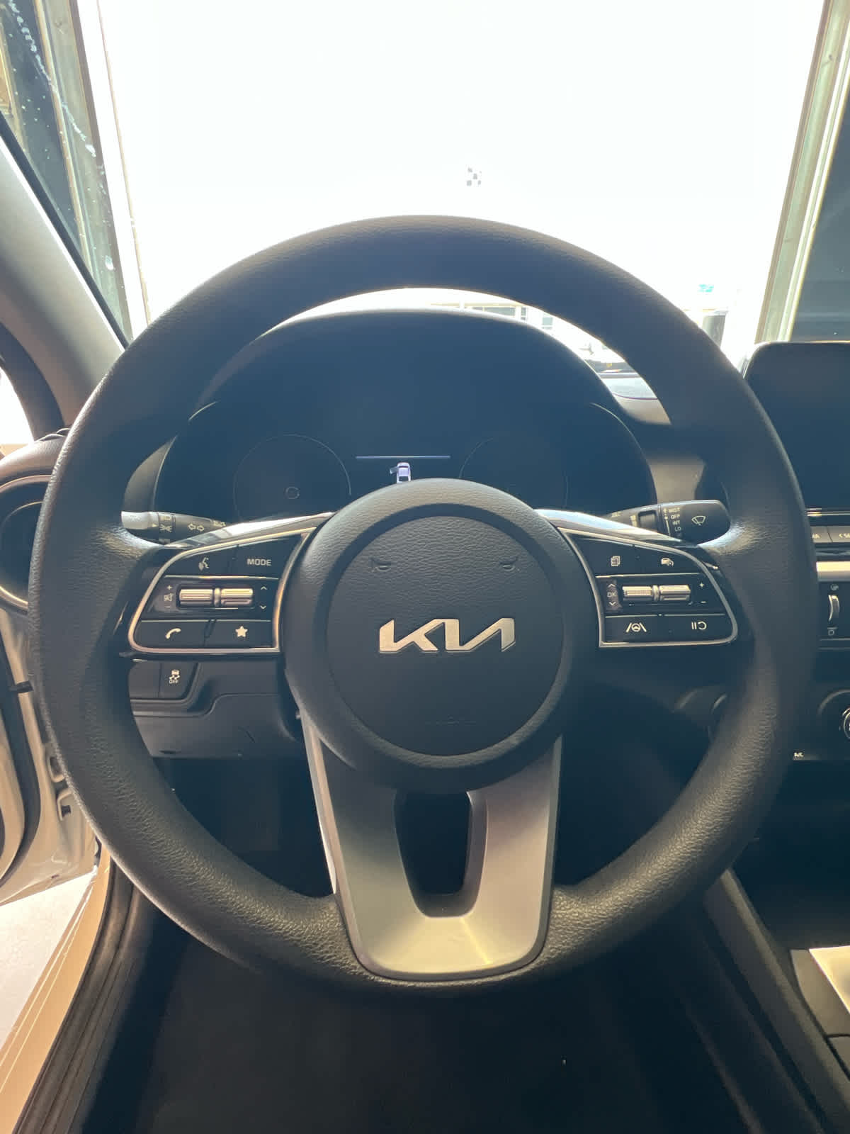 2023 Kia Forte LXS IVT