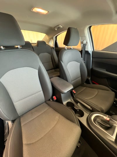 2023 Kia Forte LXS IVT