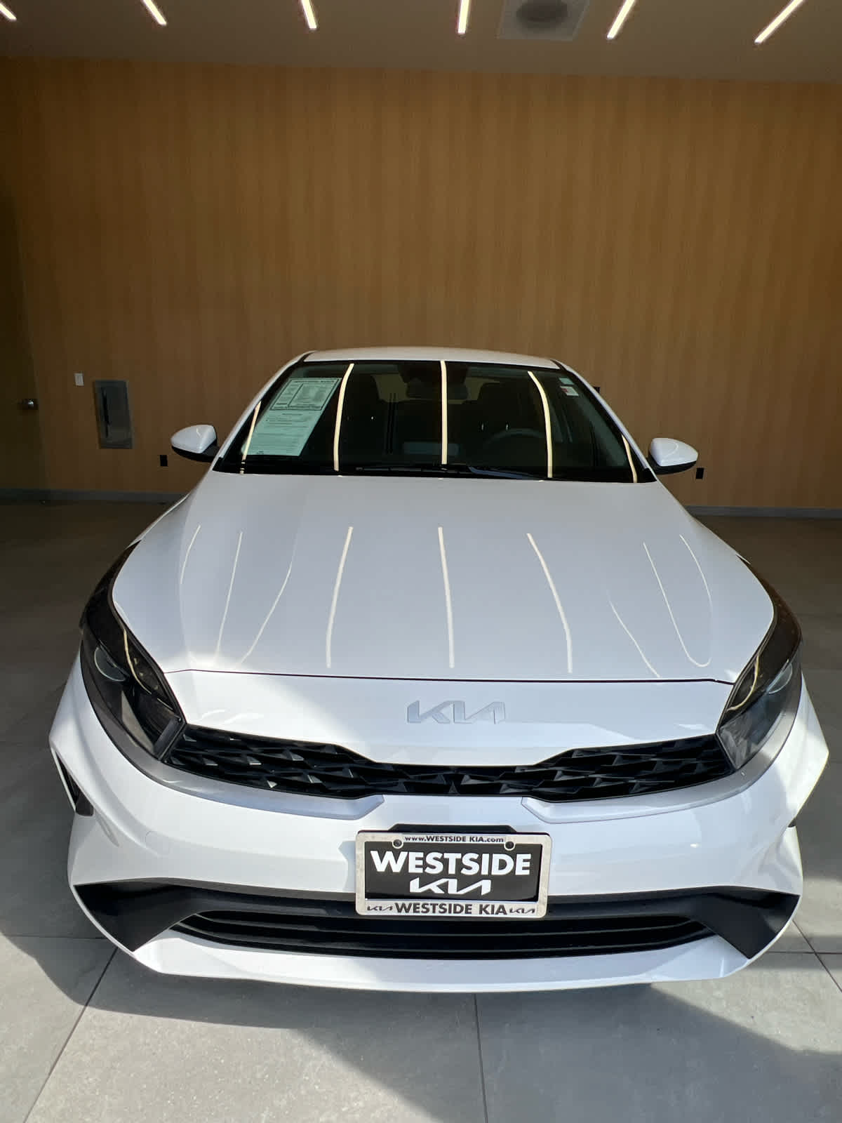 2023 Kia Forte LXS IVT
