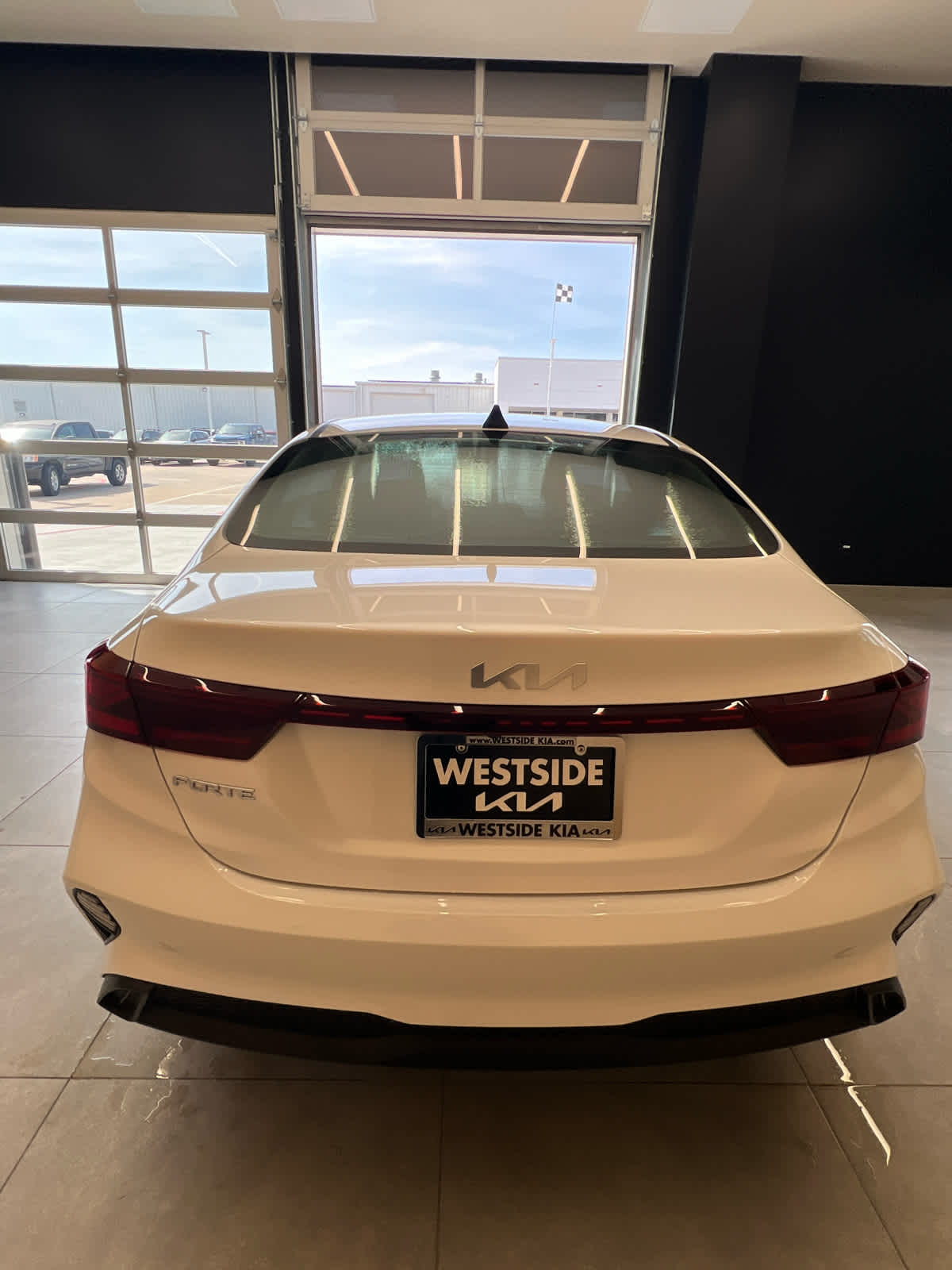 2023 Kia Forte LXS IVT