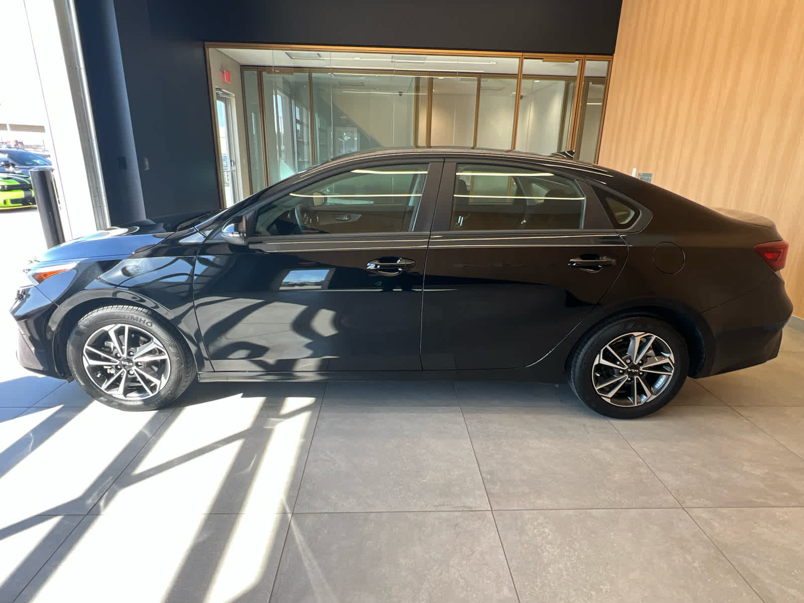 2024 Kia Forte LXS IVT