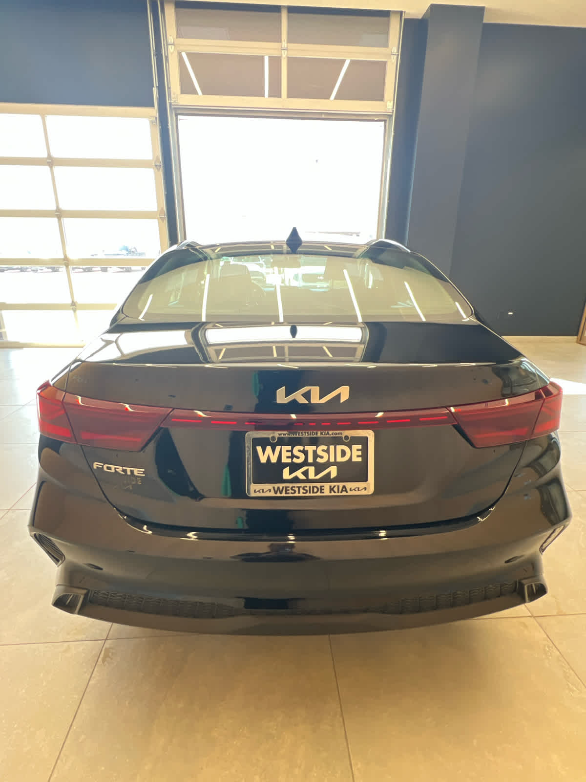 2024 Kia Forte LXS IVT