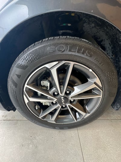 2022 Kia Forte LXS IVT