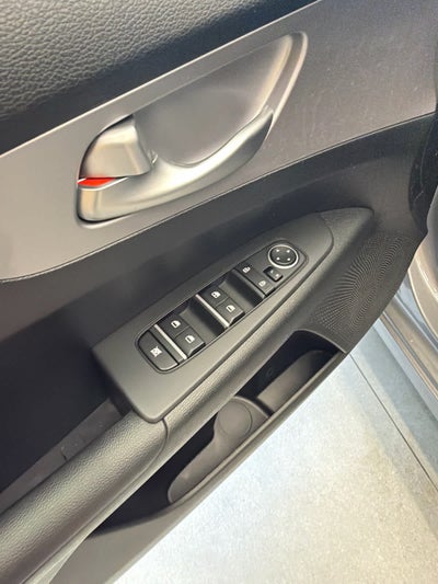 2023 Kia Forte LXS IVT