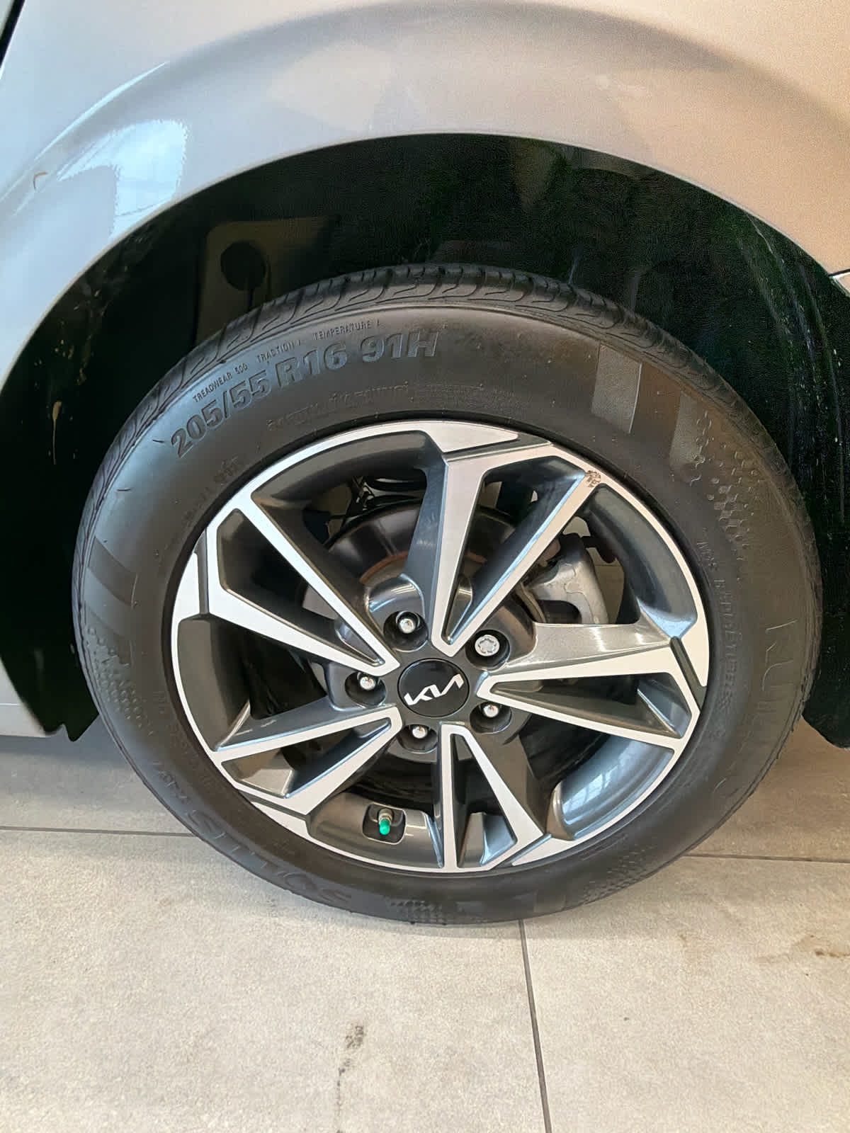 2023 Kia Forte LXS IVT