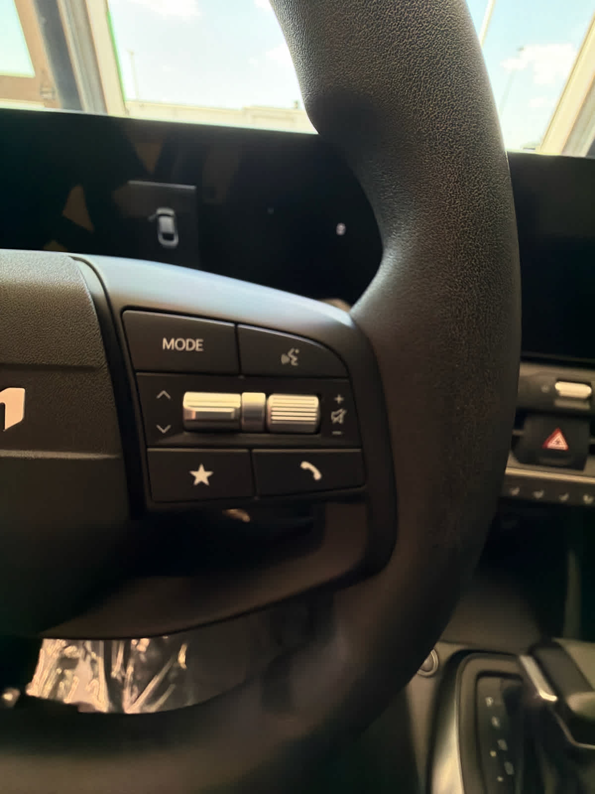 2025 Kia K4 LXS FWD