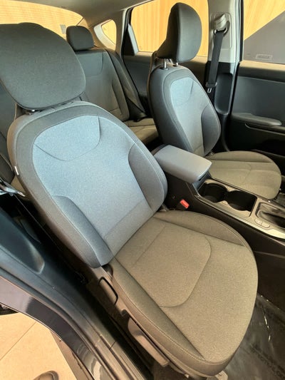 2025 Kia K4 LXS FWD