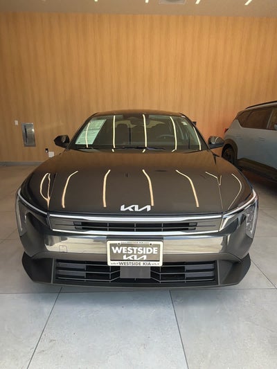 2025 Kia K4 LXS FWD