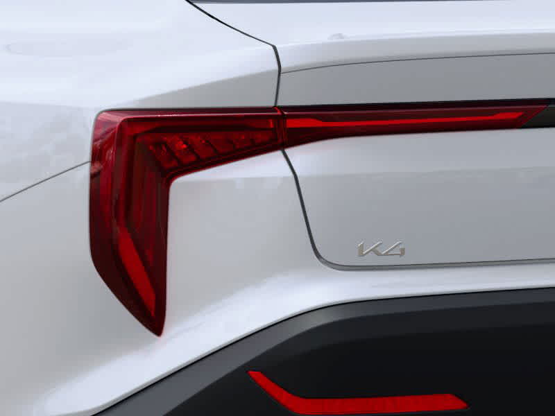 2025 Kia K4 LXS FWD