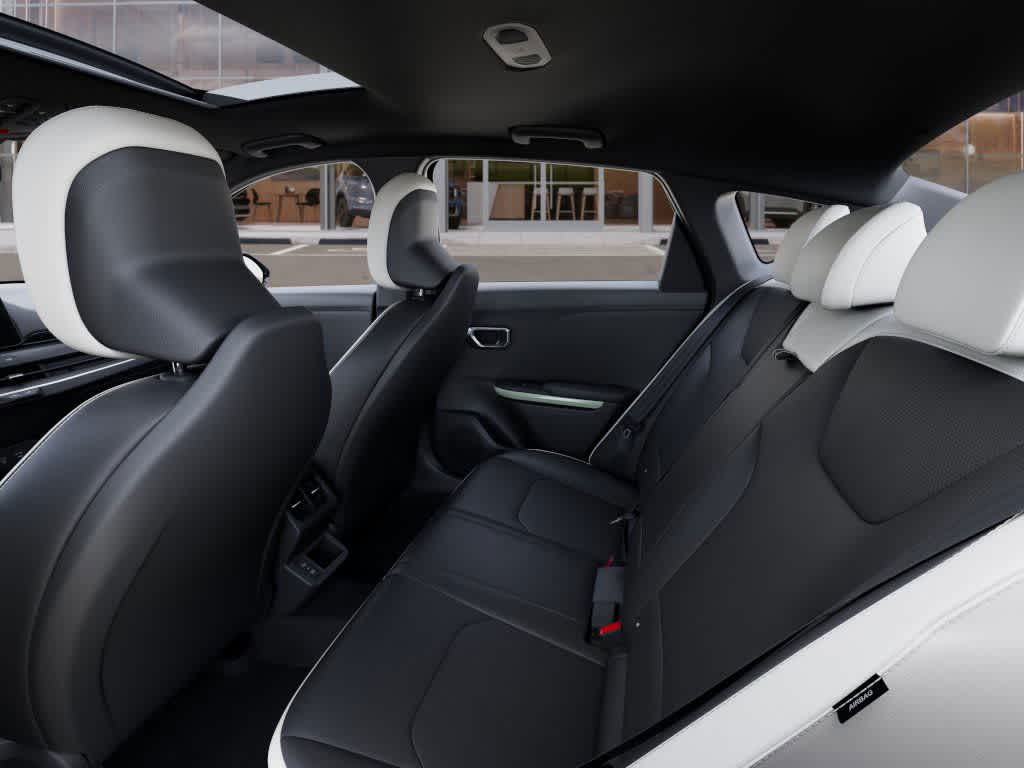 2025 Kia K4 GT-Line Turbo FWD