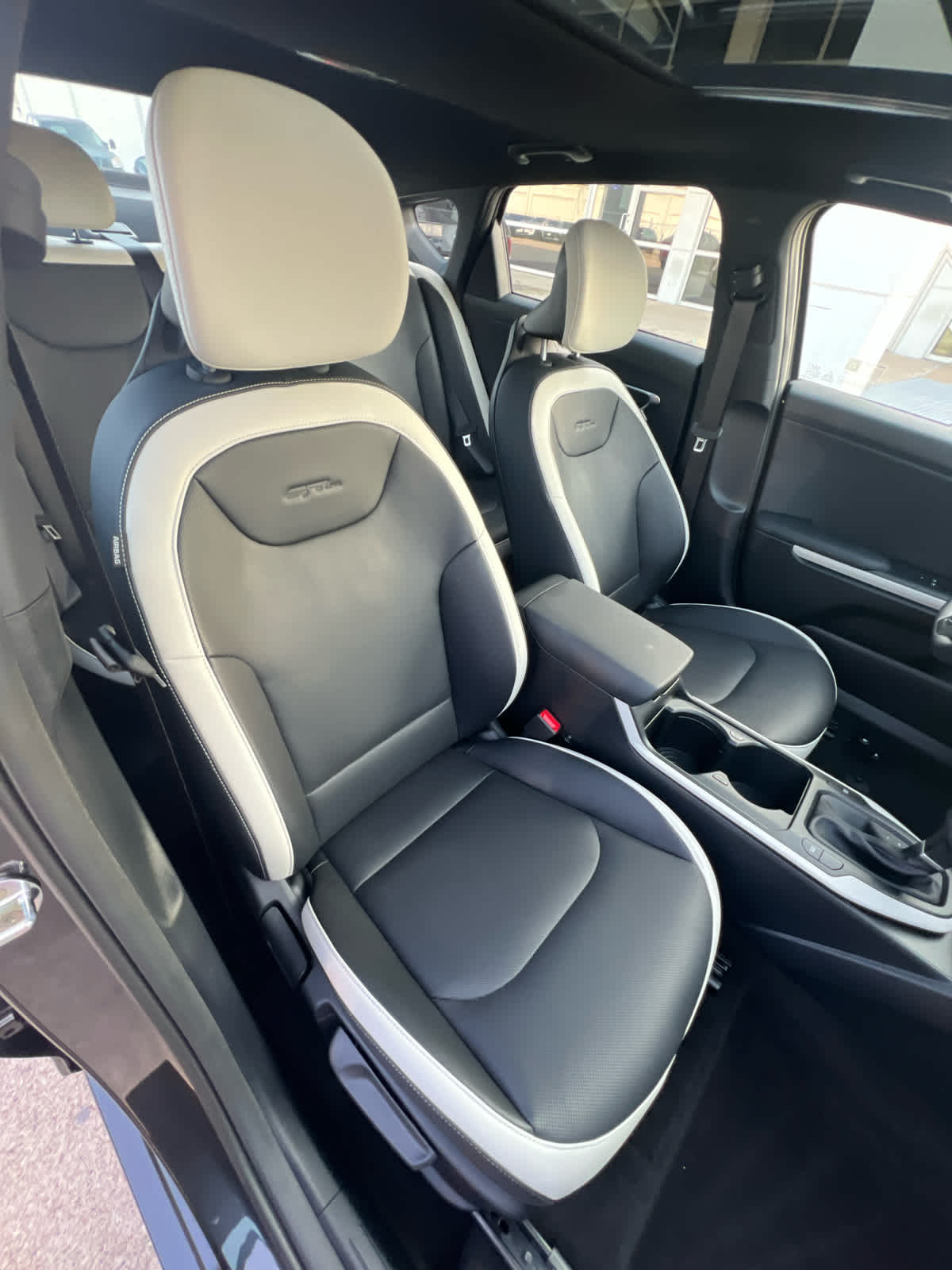 2025 Kia K4 GT-Line FWD