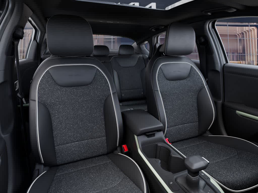 2025 Kia K4 GT-Line FWD