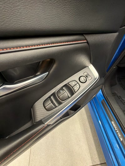 2025 Nissan Sentra SR CVT