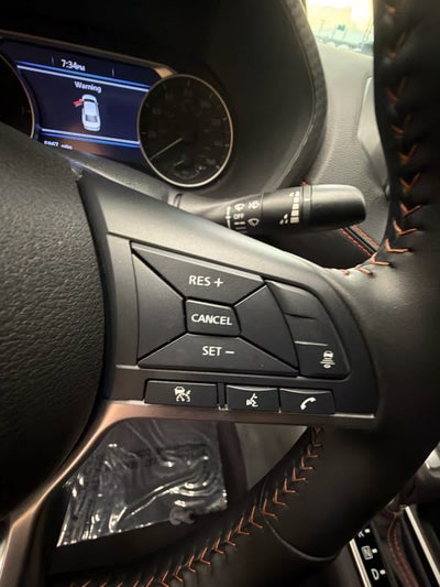 2025 Nissan Sentra SR CVT