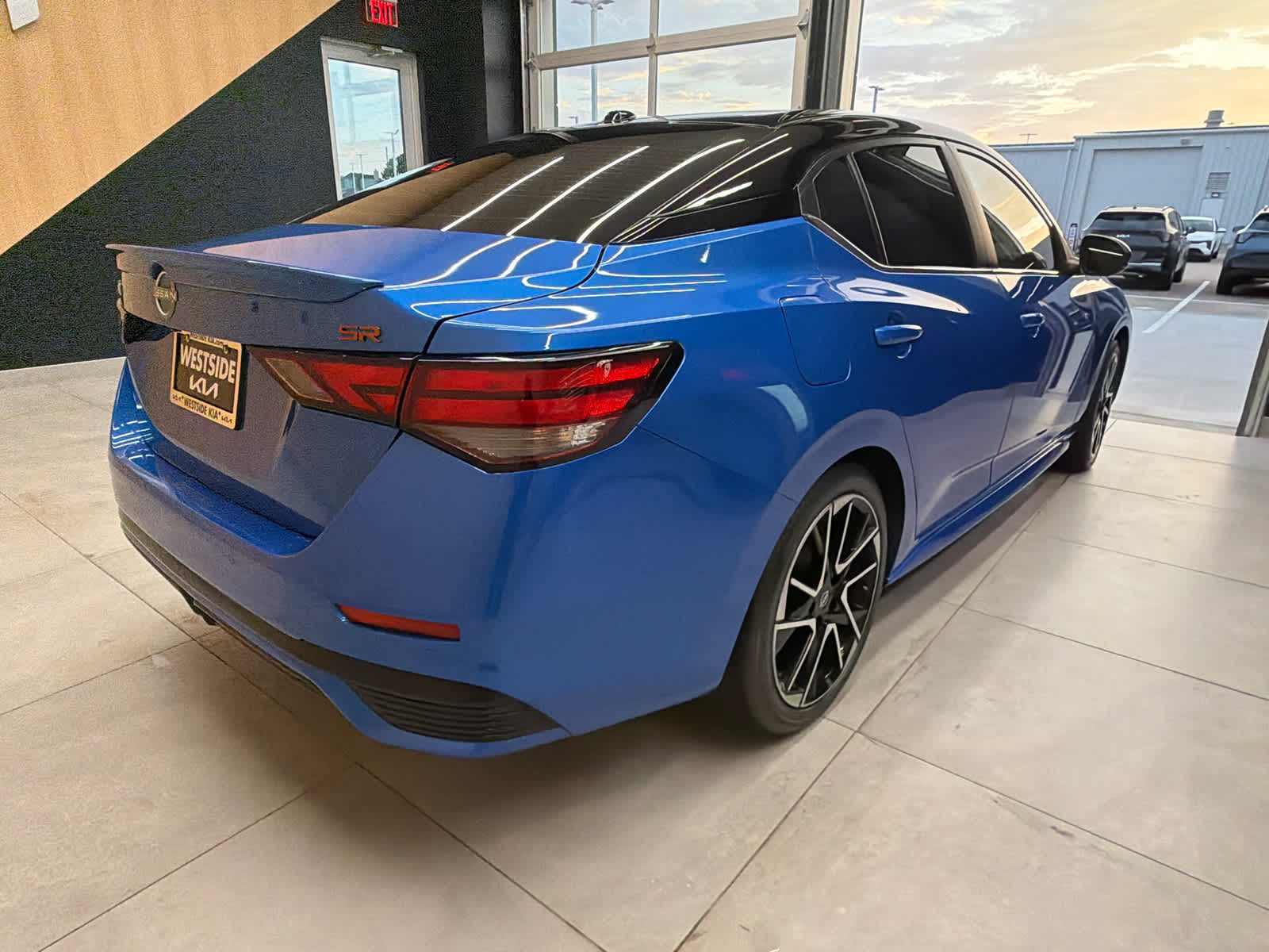 2025 Nissan Sentra SR CVT
