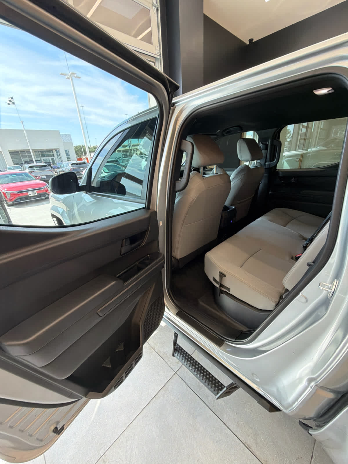 2025 Toyota Tacoma SR5 Double Cab 5 Bed AT