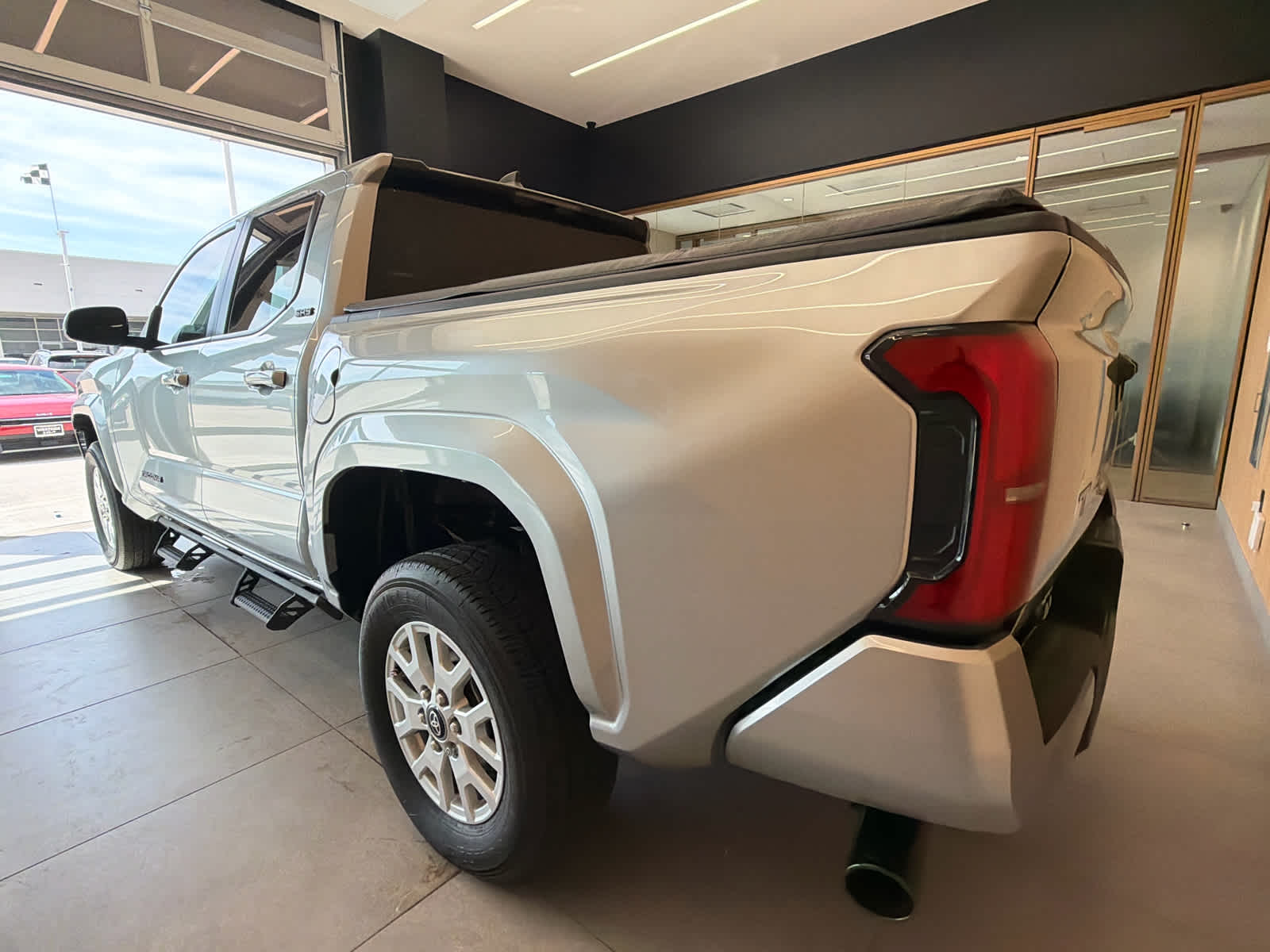 2025 Toyota Tacoma SR5 Double Cab 5 Bed AT